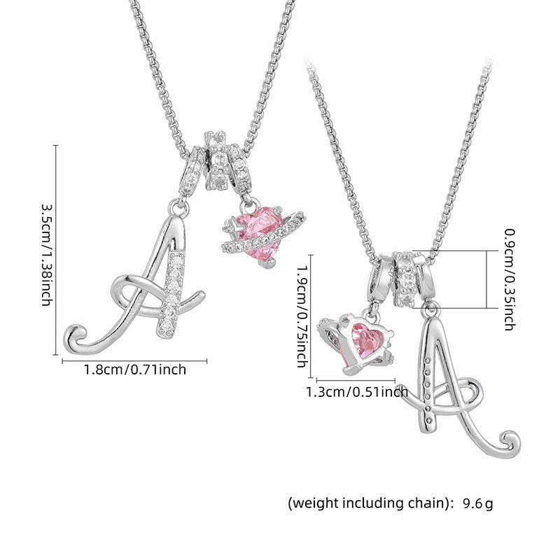 Collier avec initiale et breloque cœur rose