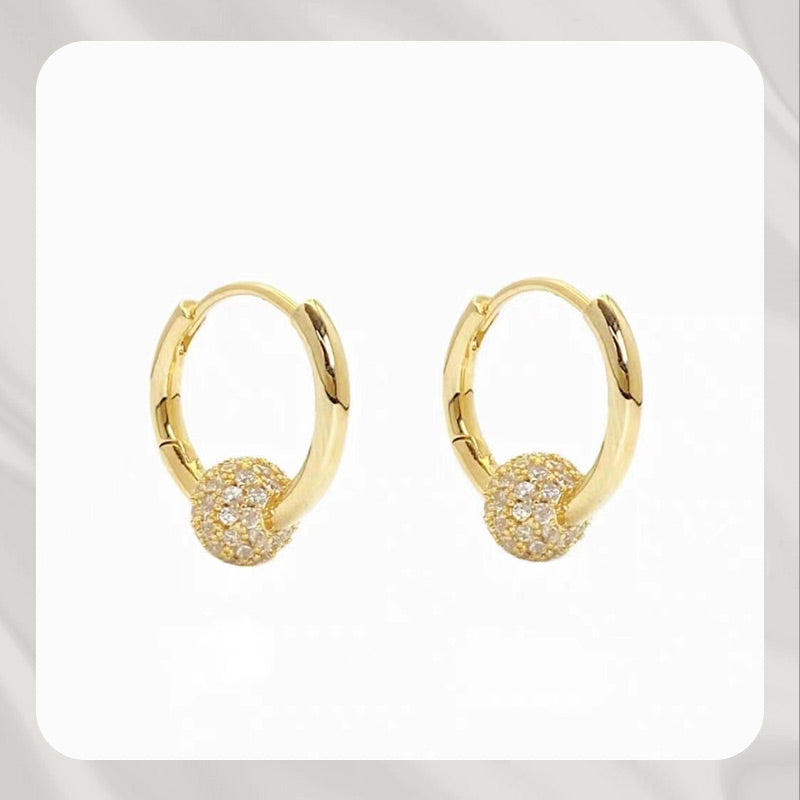 🔥Boucles d'oreilles en cercle doré avec petite boule – Hypoallergéniques, éclat durable et idéales pour un usage quotidien🌟