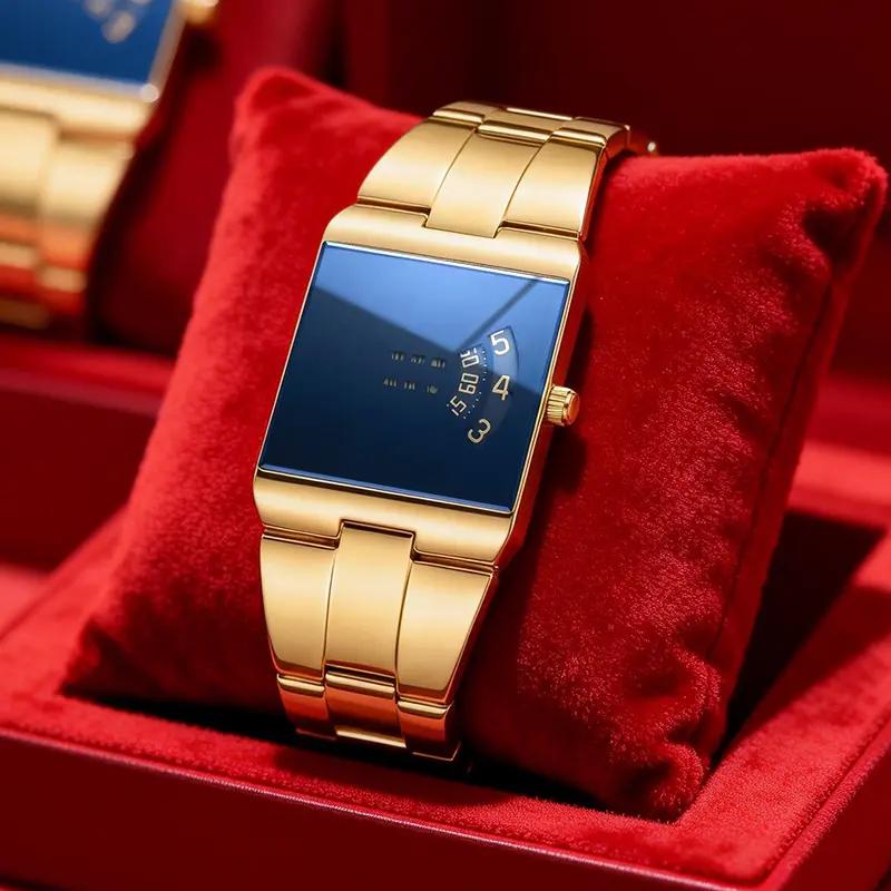 📢📢50 % DE RÉDUCTION !! ⏰Montre à quartz pour homme, cadran carré